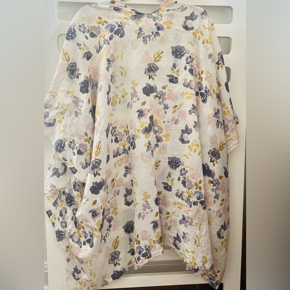 Lucky Brand floral kimono - Picture 2 of 2